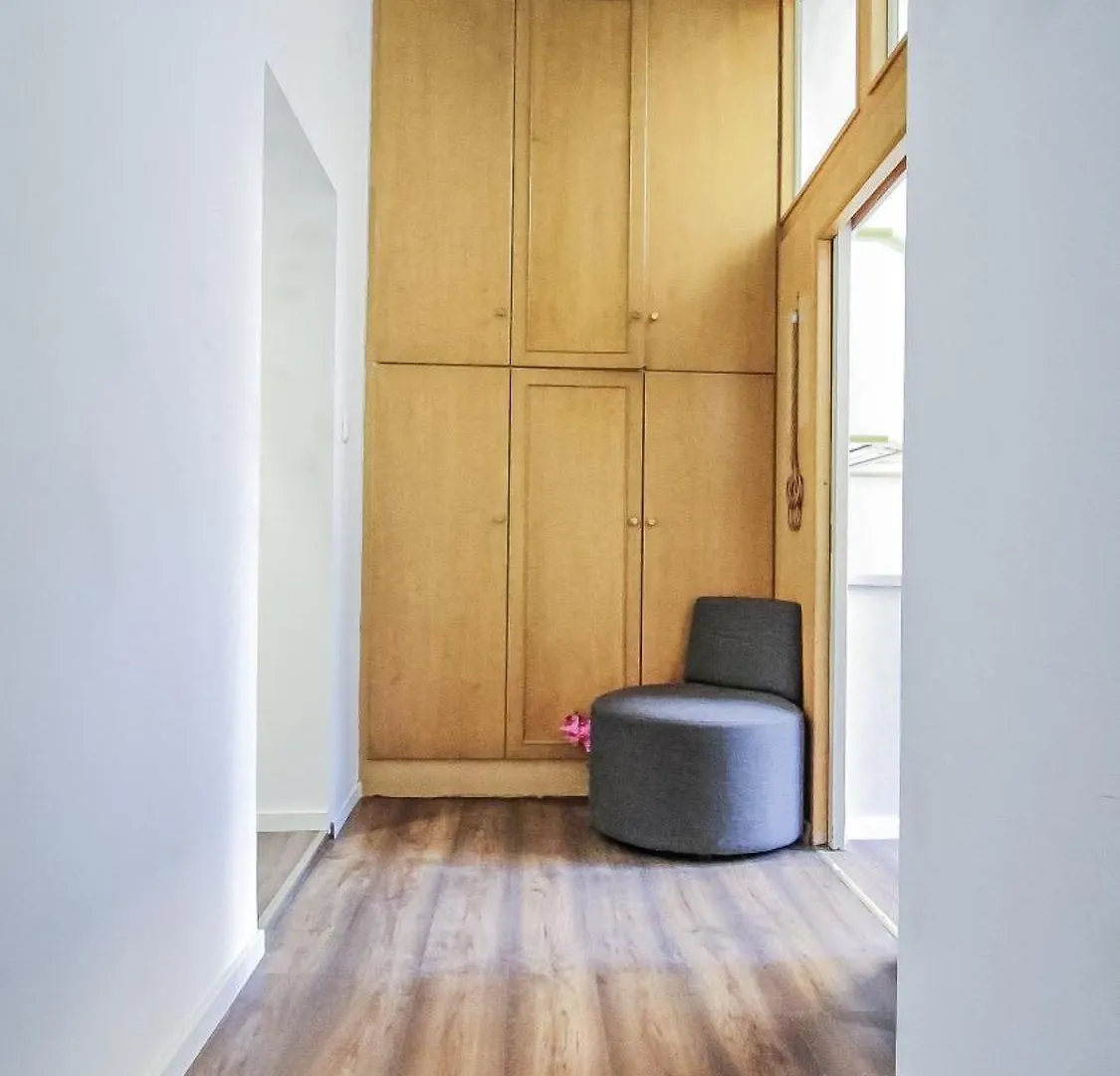 Homestay Comfortable Accommodations In The Alterlaa Area Lv5 Vienna