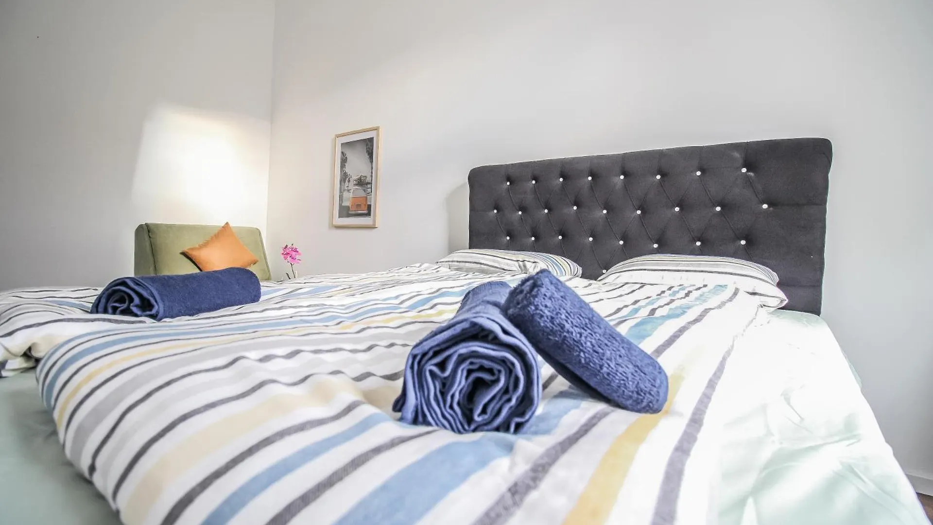 Comfortable Accommodations In The Alterlaa Area Lv5 Vienna 0*,